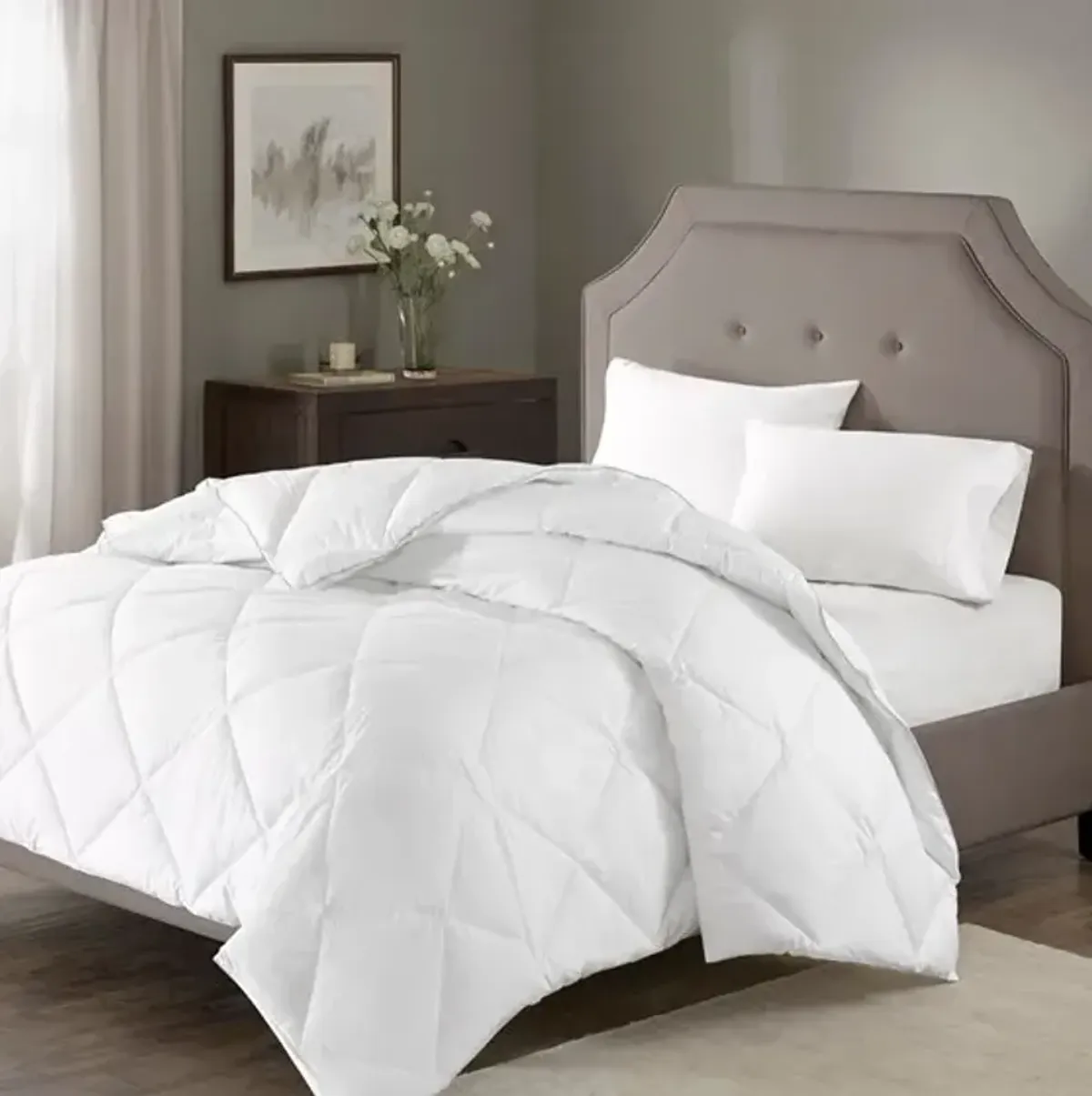 Olliix by Madison Park Signature White Diamond Down Alternative King/California King 1000 Thread Count Cotton Comforter