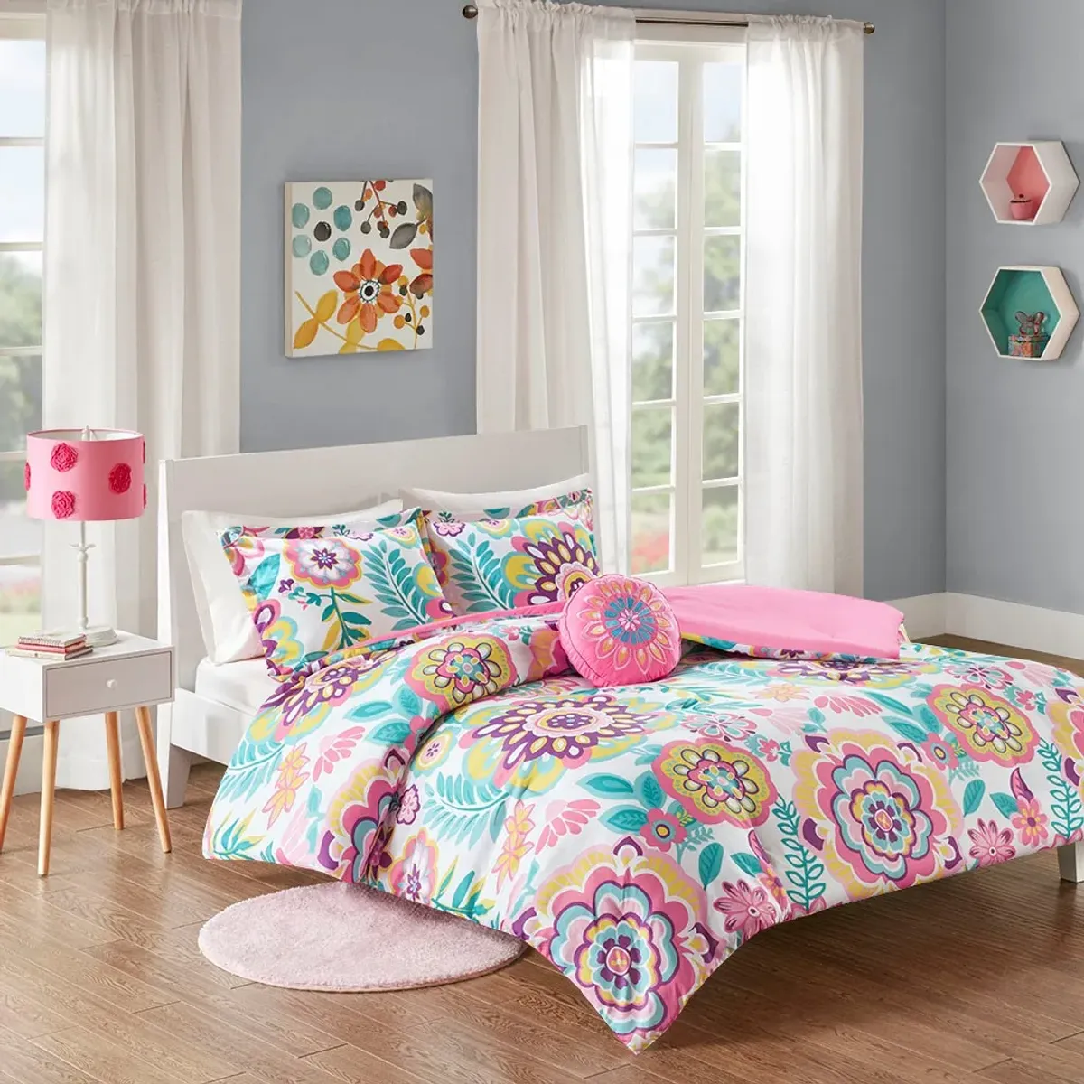 Olliix by Mi Zone Camille Pink Full/Queen Floral Comforter Set