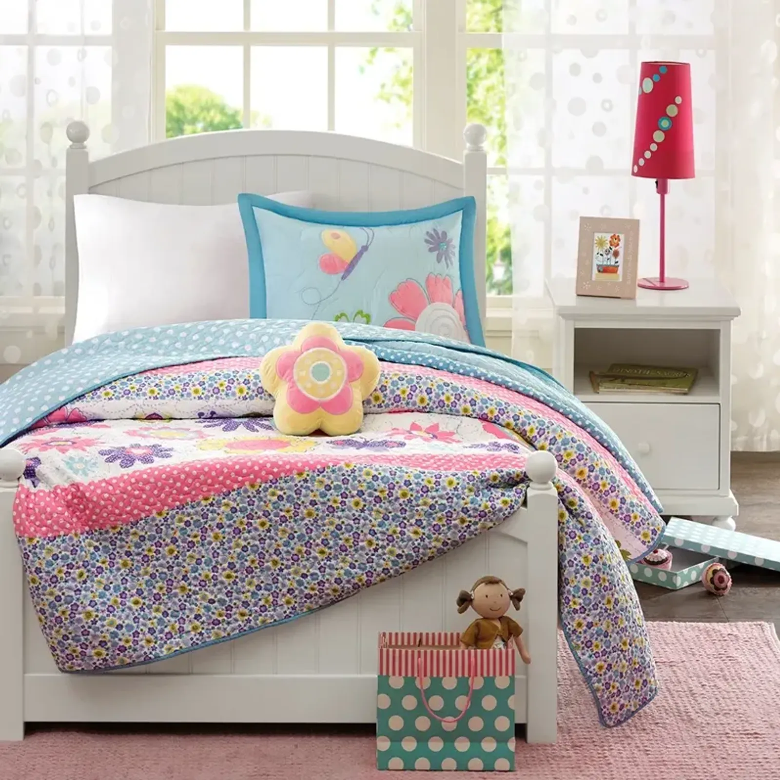 Olliix by Mi Zone Kids Crazy Daisy Multi Twin Reversible Coverlet Set