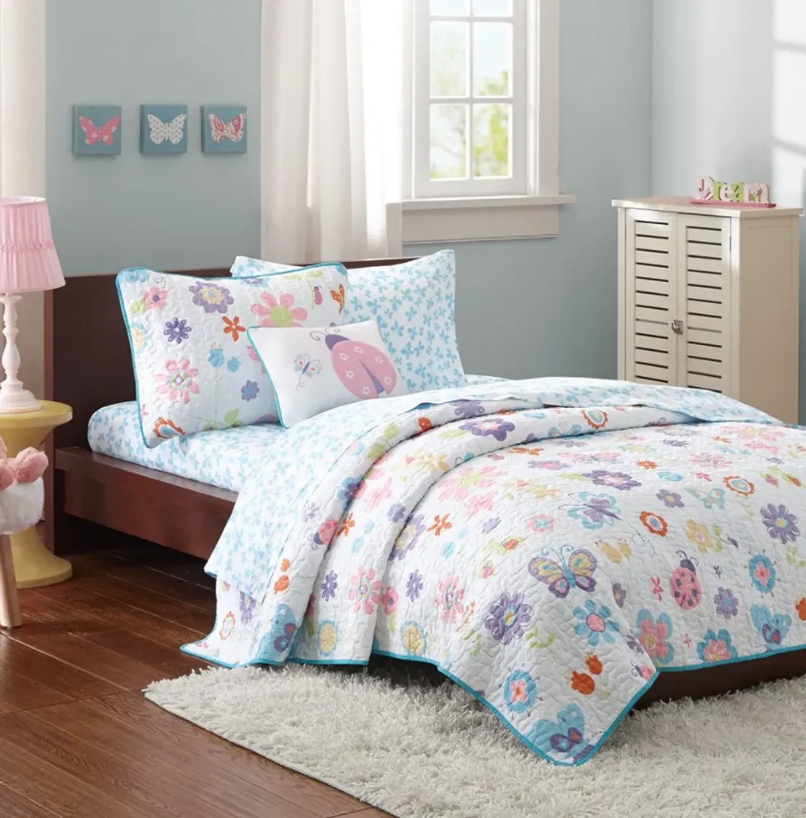 Olliix by Mi Zone Kids Fluttering Farrah Multi Full Reversible Complete Coverlet and Sheet Set