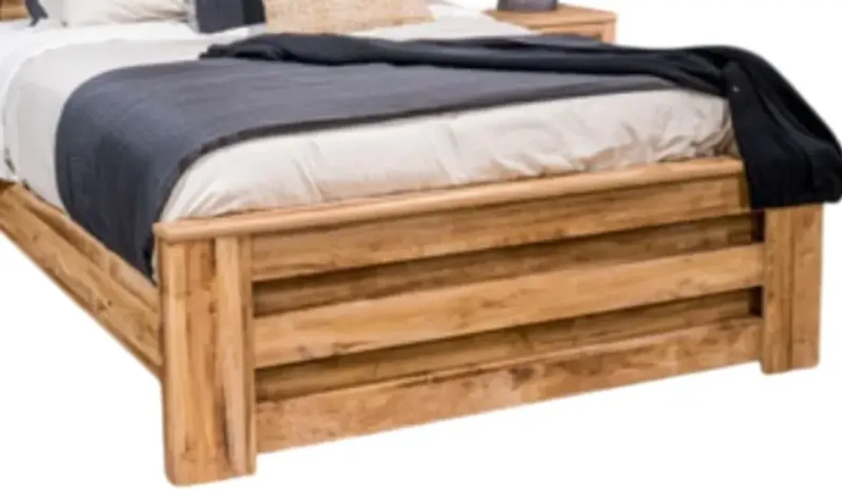 Signature Design by Ashley® Maystonna Brown King Panel Bed