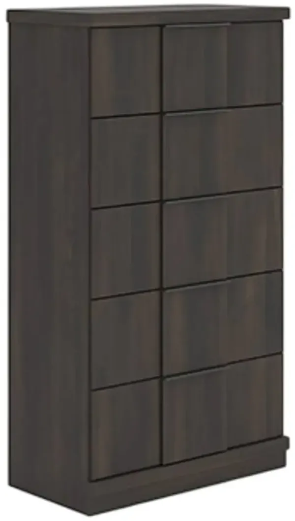 Signature Design by Ashley® Shaehartin Dark Brown 5-Drawer Chest