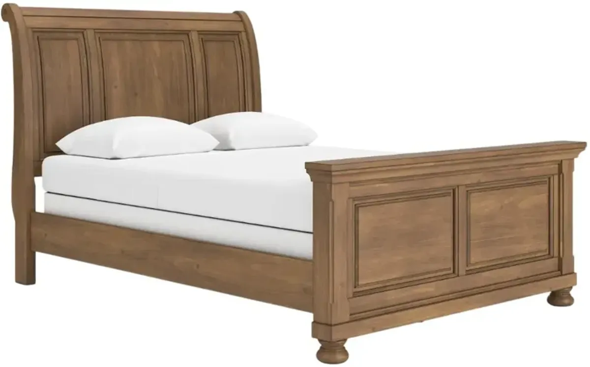 Signature Design by Ashley® Feddinger Medium Brown Queen Sleigh Bed
