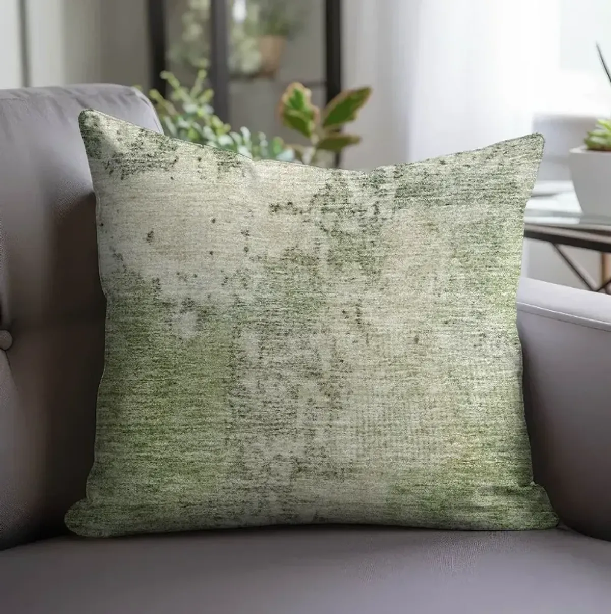 Dalyn Rug Company Bresca Aloe 18"x18" Throw Pillow