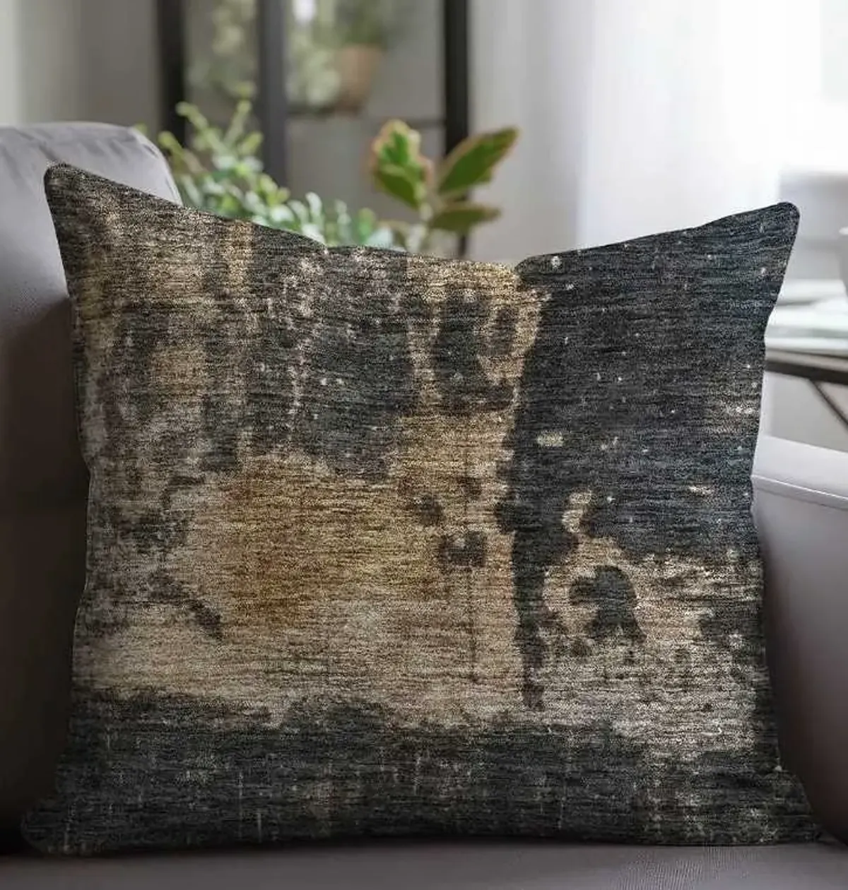Dalyn Rug Company Nouveau Coffee 18"x18" Throw Pillow