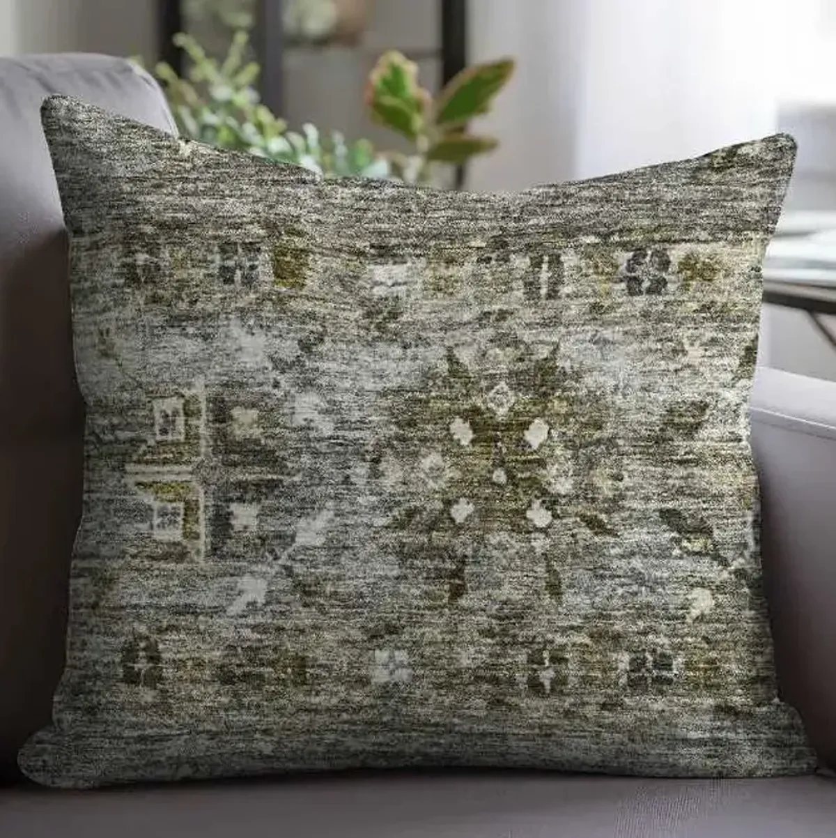 Dalyn Rug Company Karaj Pewter 18"x18" Feather Throw Pillow