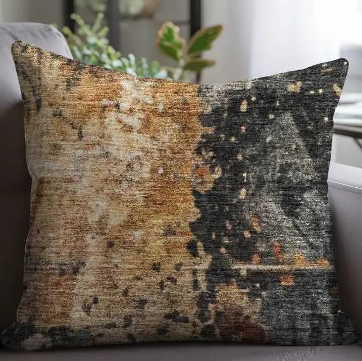 Dalyn Rug Company Nouveau Copper 22"x22" Style 2 Feather Throw Pillow