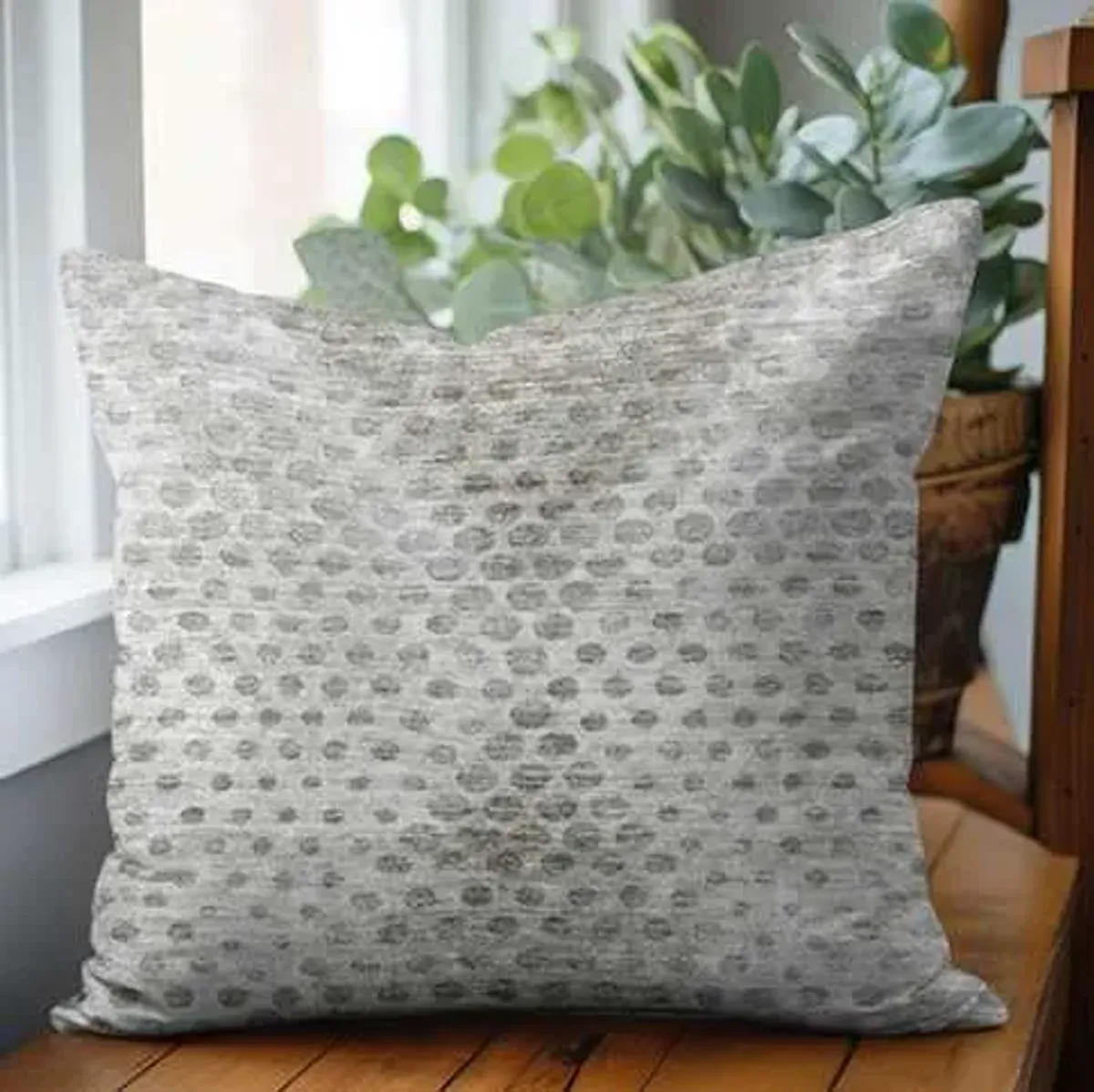 Dalyn Rug Company Trevi Gray 18"x18" Style 4 Feather Throw Pillow