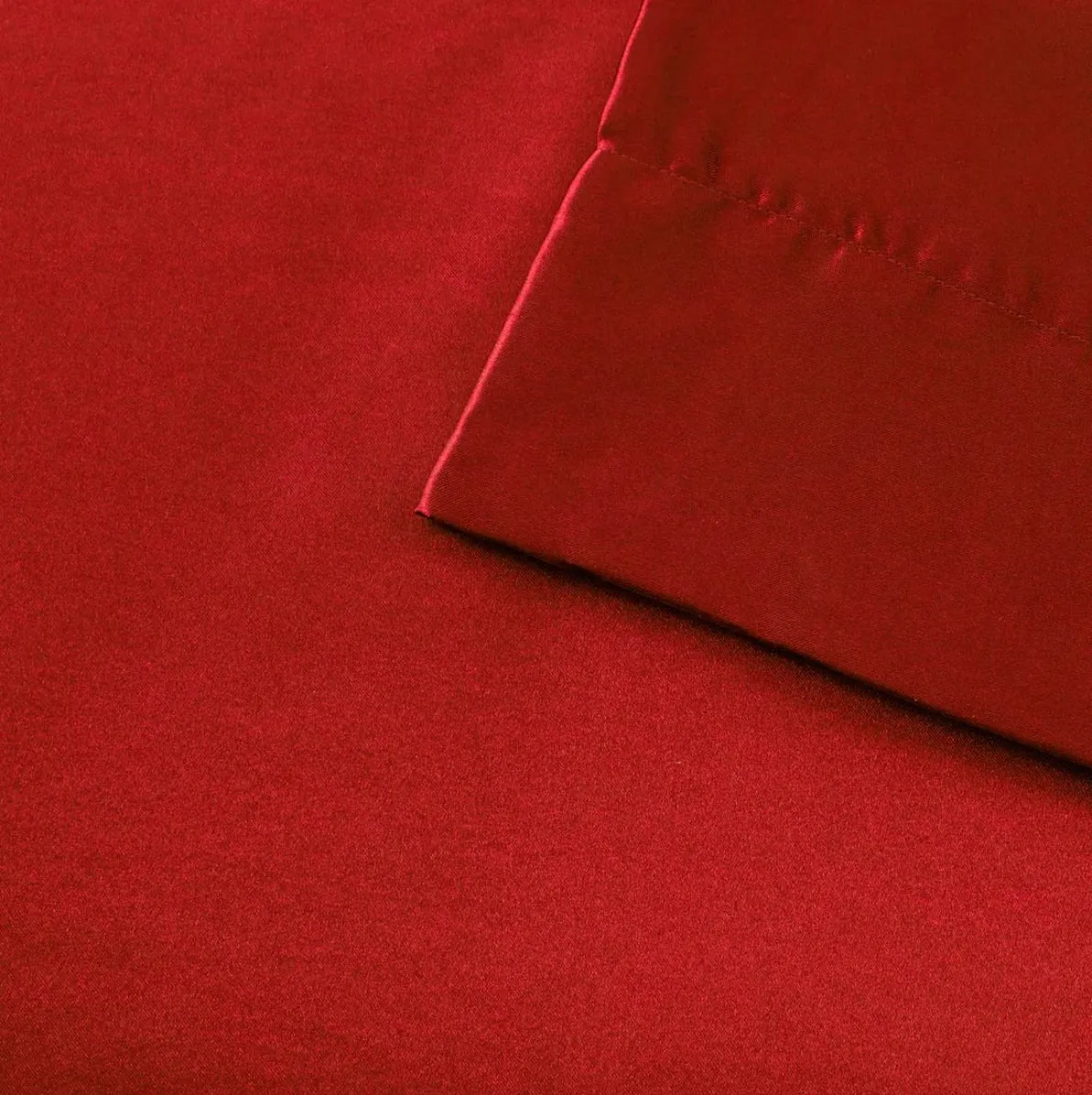 Olliix by Madison Park Essentials 6-Piece Red Full Satin Wrinkle-Free Luxurious Sheet Set