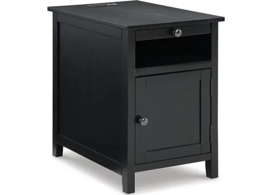 Signature Design by Ashley® Treytown Black End Table