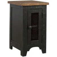 Signature Design by Ashley® Valebeck Two-Tone Chairside End Table