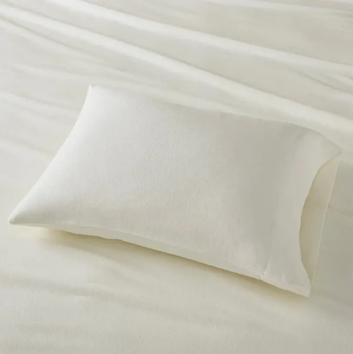 Olliix by True North by Sleep Philosophy Ivory Solid California King Cozy 100% Cotton Flannel Printed Sheet Set