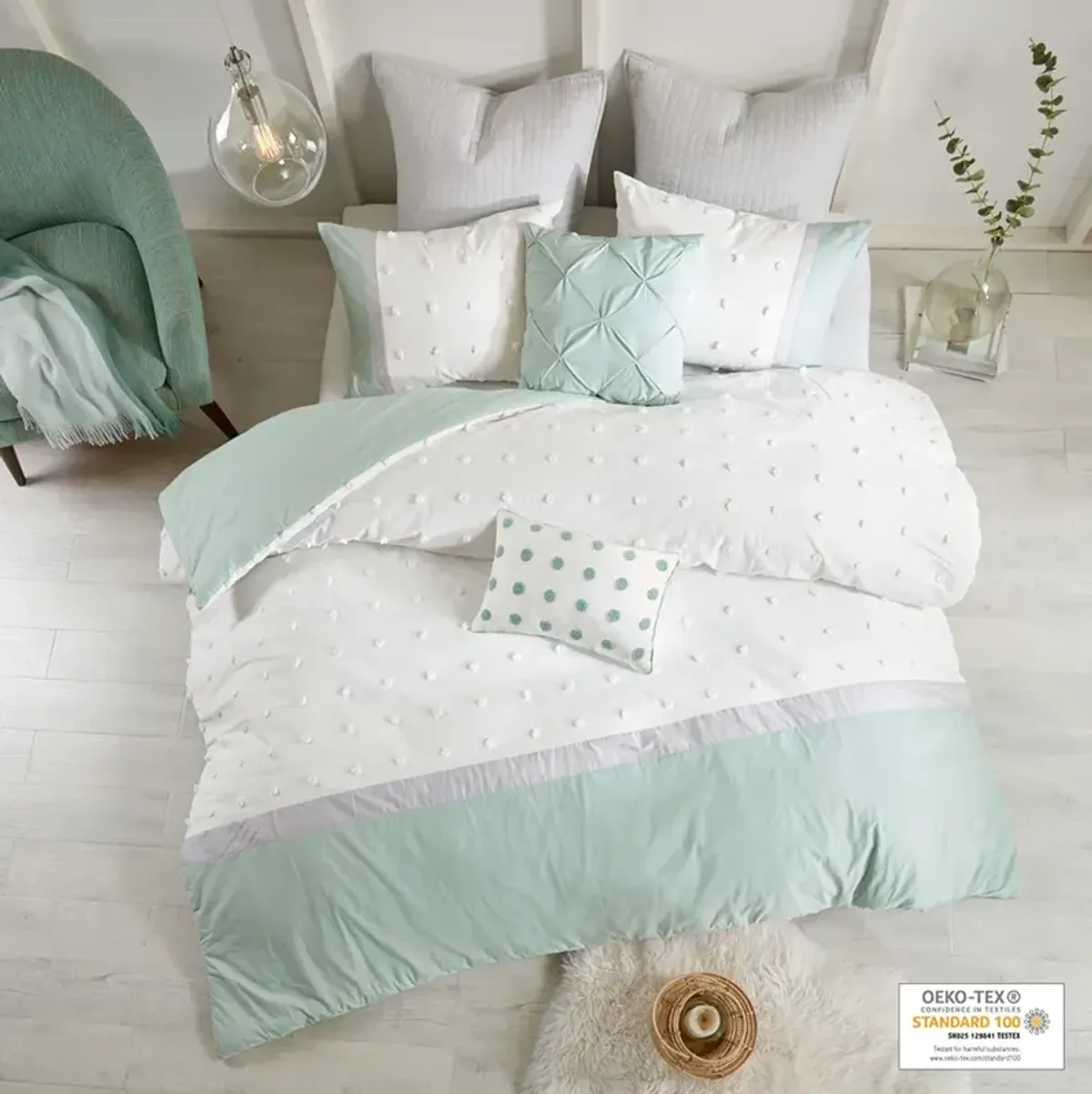 Olliix by Urban Habitat Myla 7 Piece Ivory Full/Queen Cotton Jacquard Comforter Set