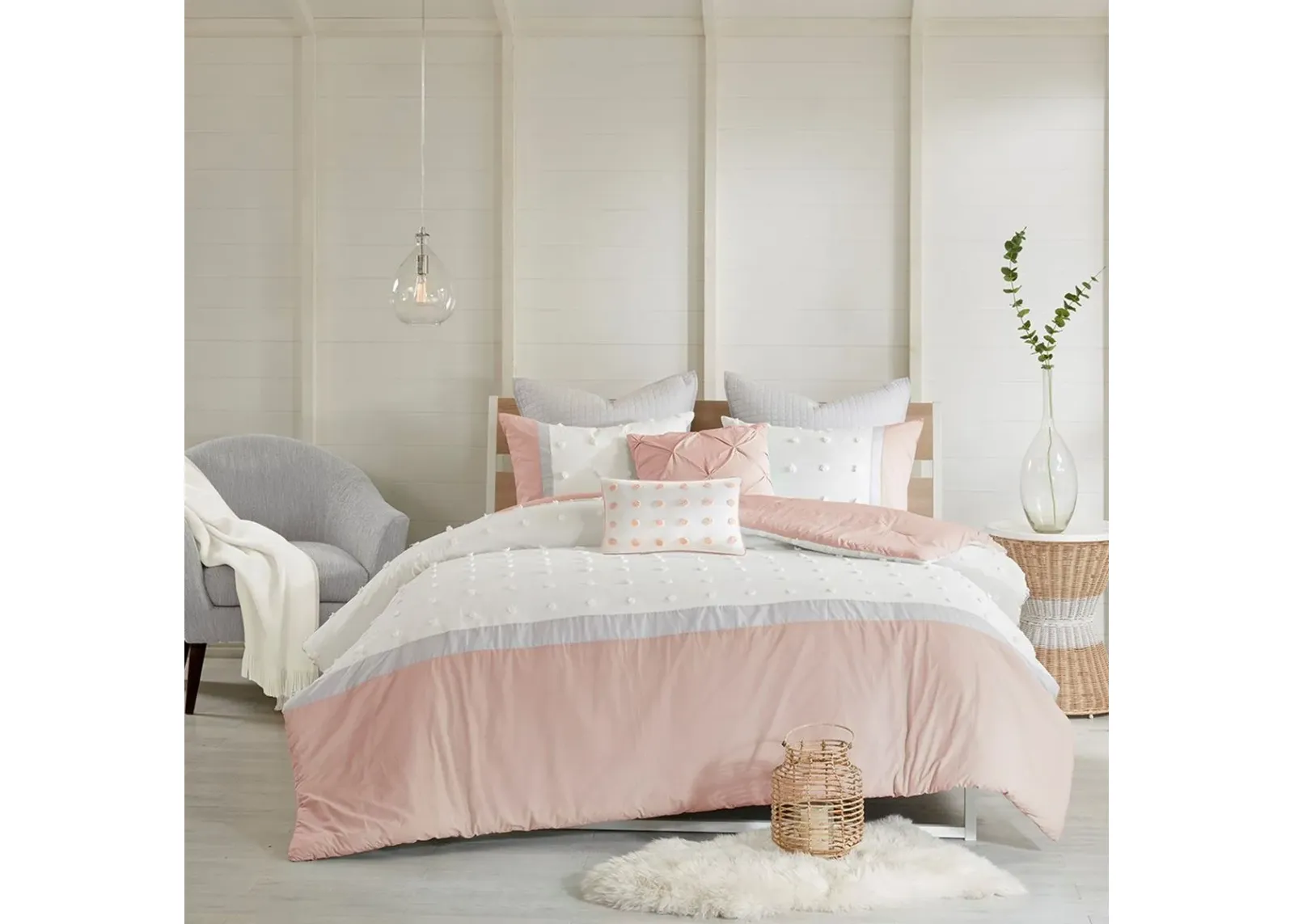 Olliix by Urban Habitat Blush Full/Queen Myla 7 Piece Cotton Jacquard Comforter Set