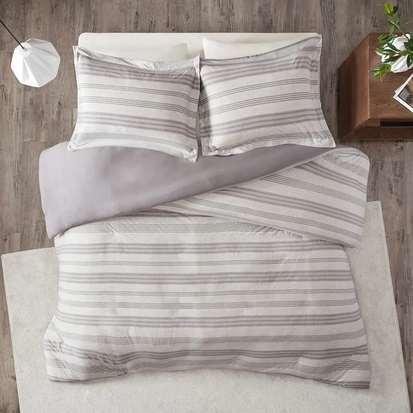 Olliix by Urban Habitat Grey Twin/Twin XL Cole Stripe Print Ultra Soft Cotton Blend Jersey Knit Duvet Cover Set