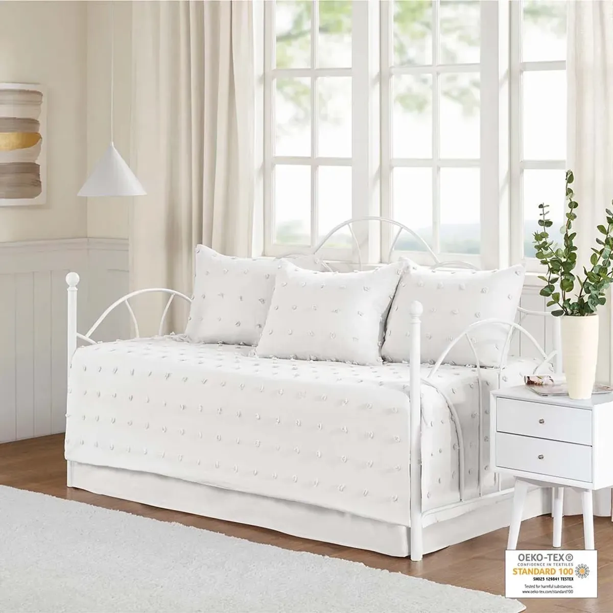 Olliix by Urban Habitat Brooklyn Ivory Cotton Jacquard Daybed Set