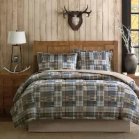 Olliix by Woolrich White River Multicolor King Down Alternative Comforter Mini Set