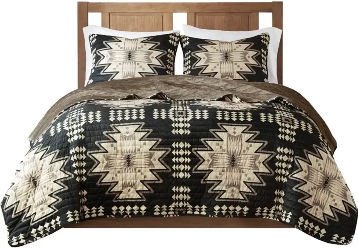 Olliix by Woolrich Sierra 1 Full/Queen Oversized Print Plush Coverlet Set