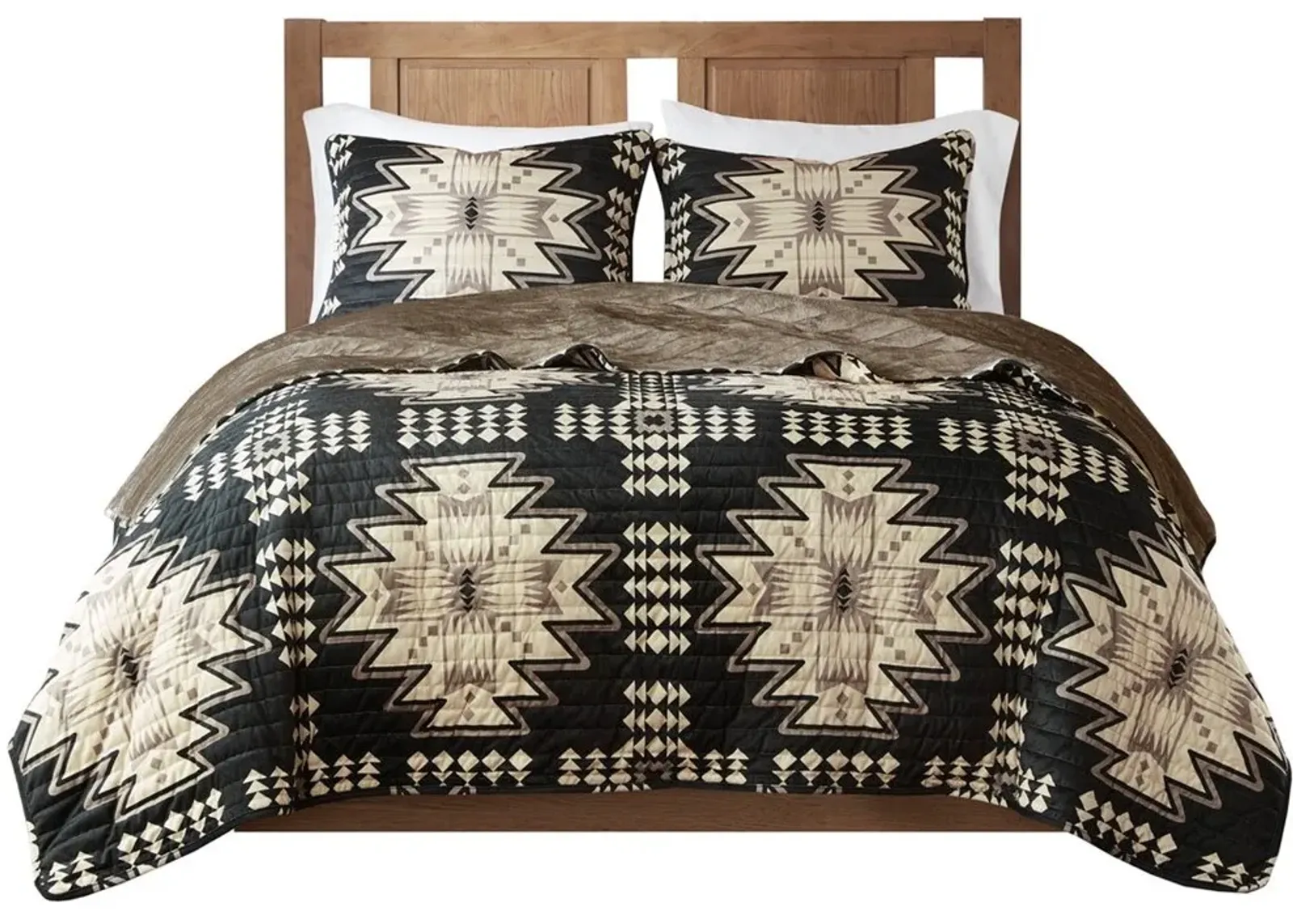 Olliix by Woolrich Sierra 1 Full/Queen Oversized Print Plush Coverlet Set