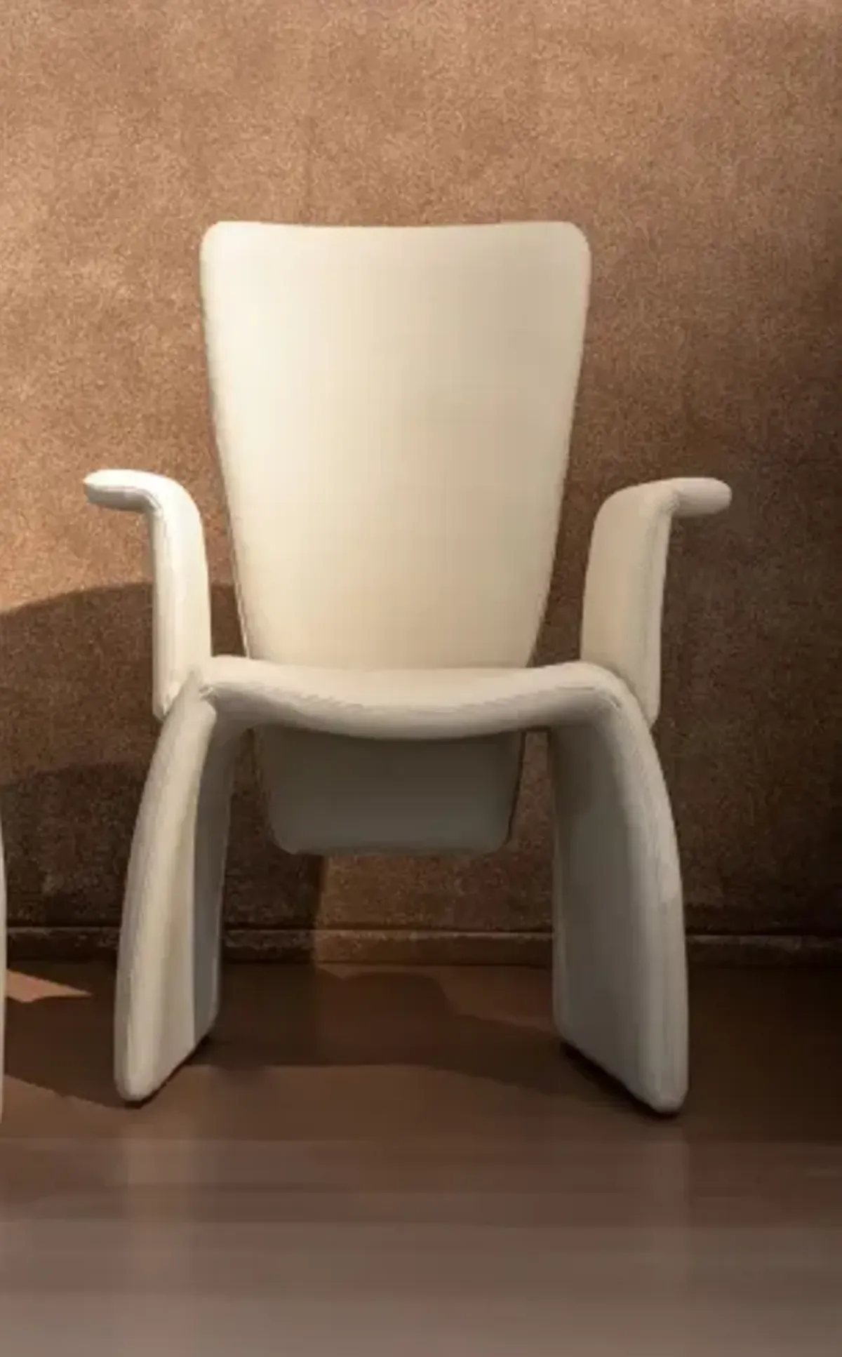 ARM DINING CHAIR