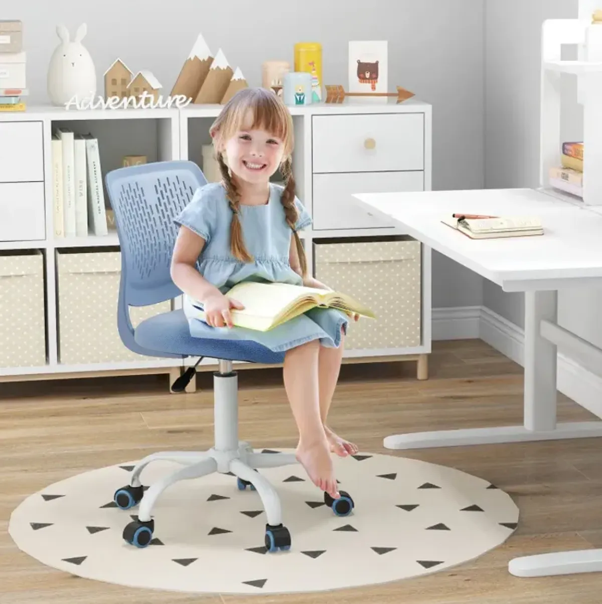 Ergonomic Children Study Chair with Adjustable Height