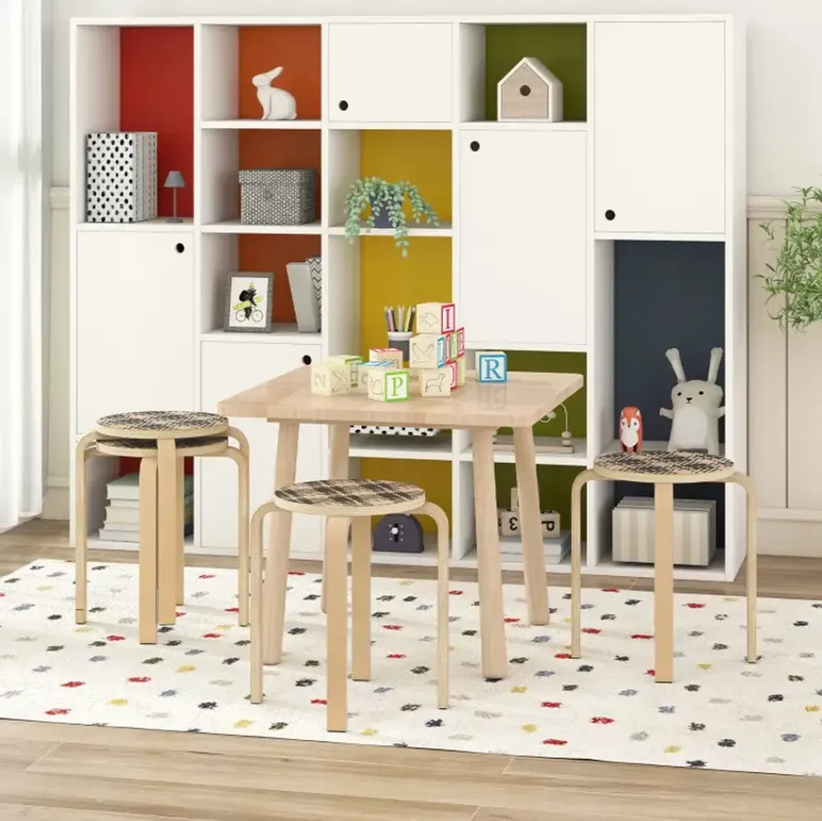 Set of 4 18 Inch Stackable Bentwood Dining Chairs with Round Top