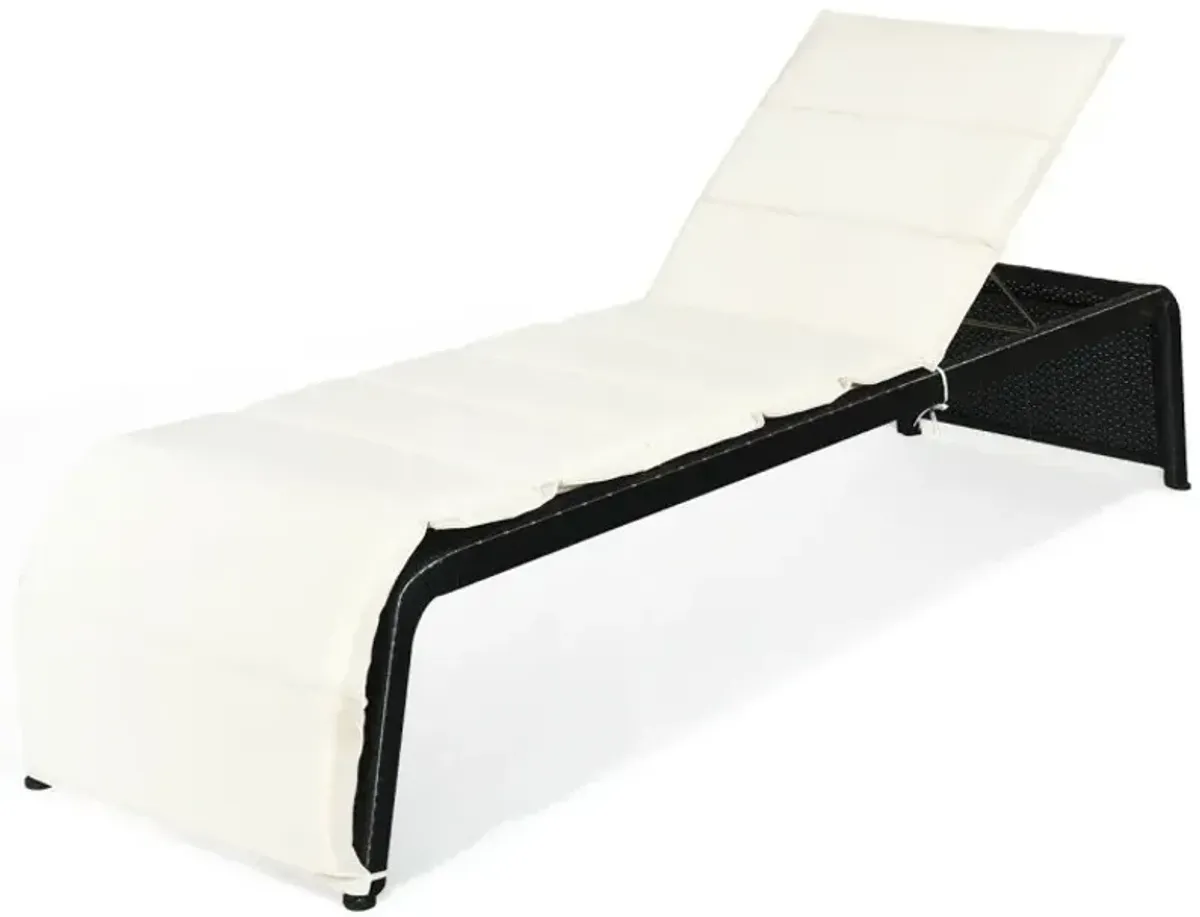  Adjustable Patio Rattan Lounge Chair with Cushioned