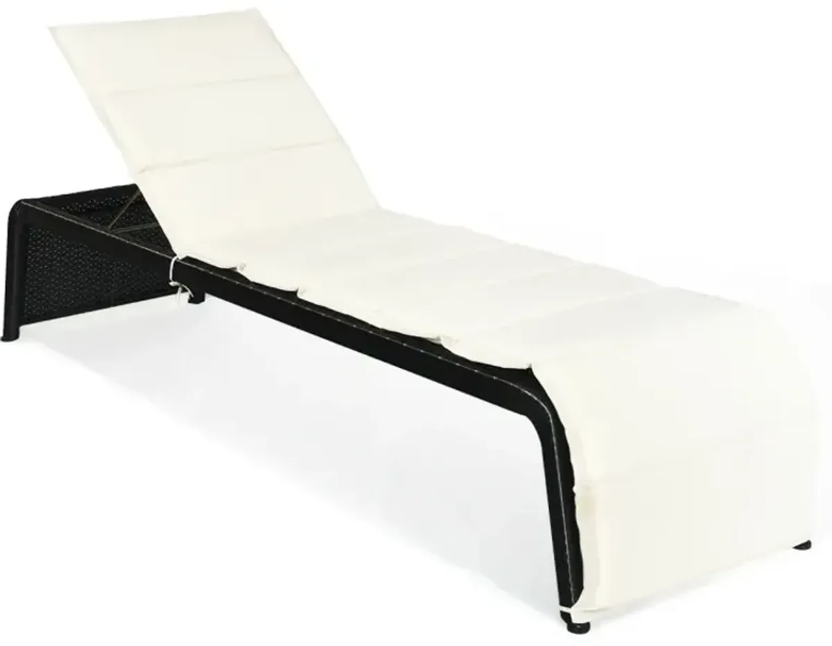  Adjustable Patio Rattan Lounge Chair with Cushioned