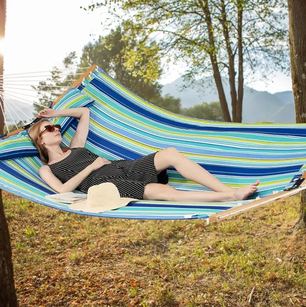 Patio Hammock Foldable Swing Chair Bed with Detachable Pillow