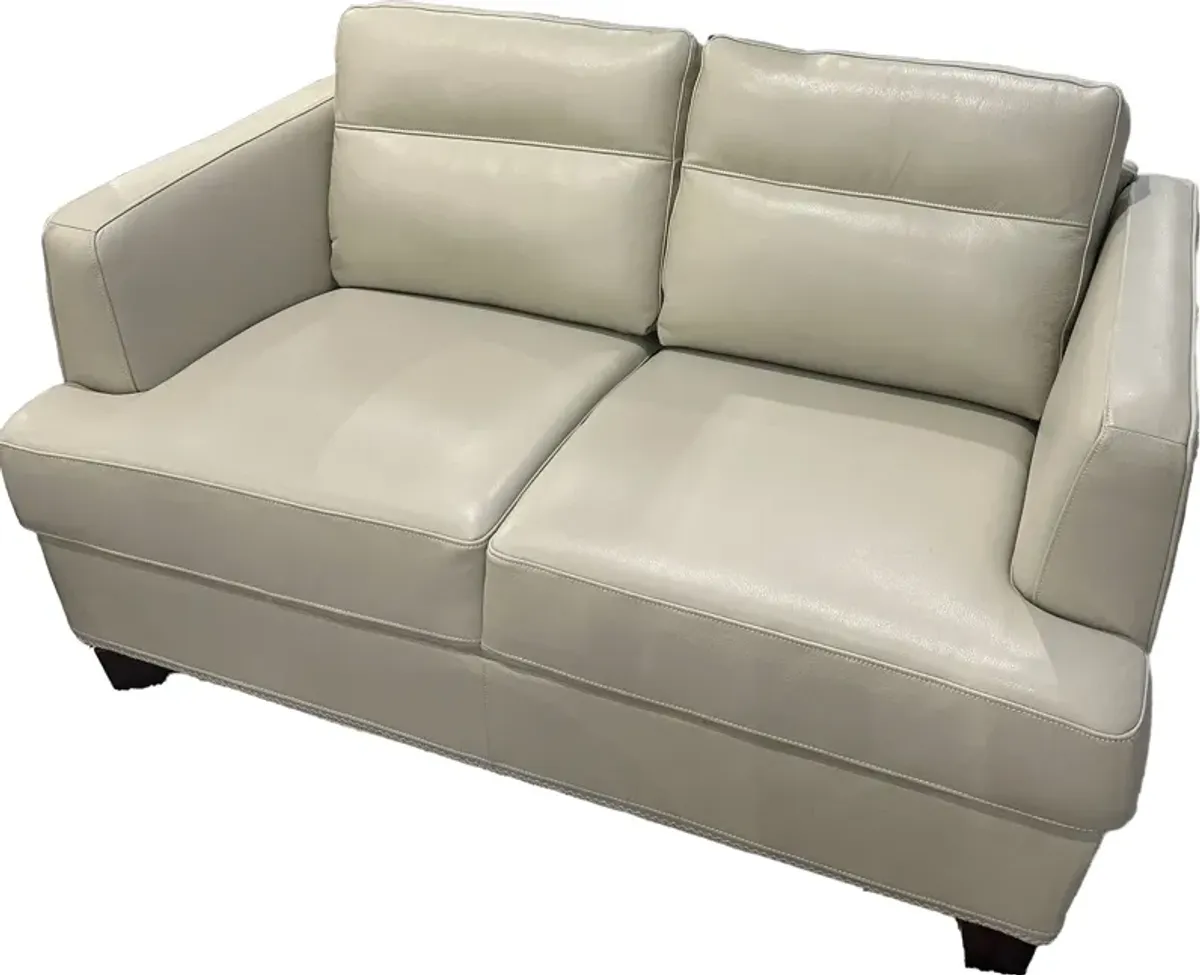 Larissa Loveseat
