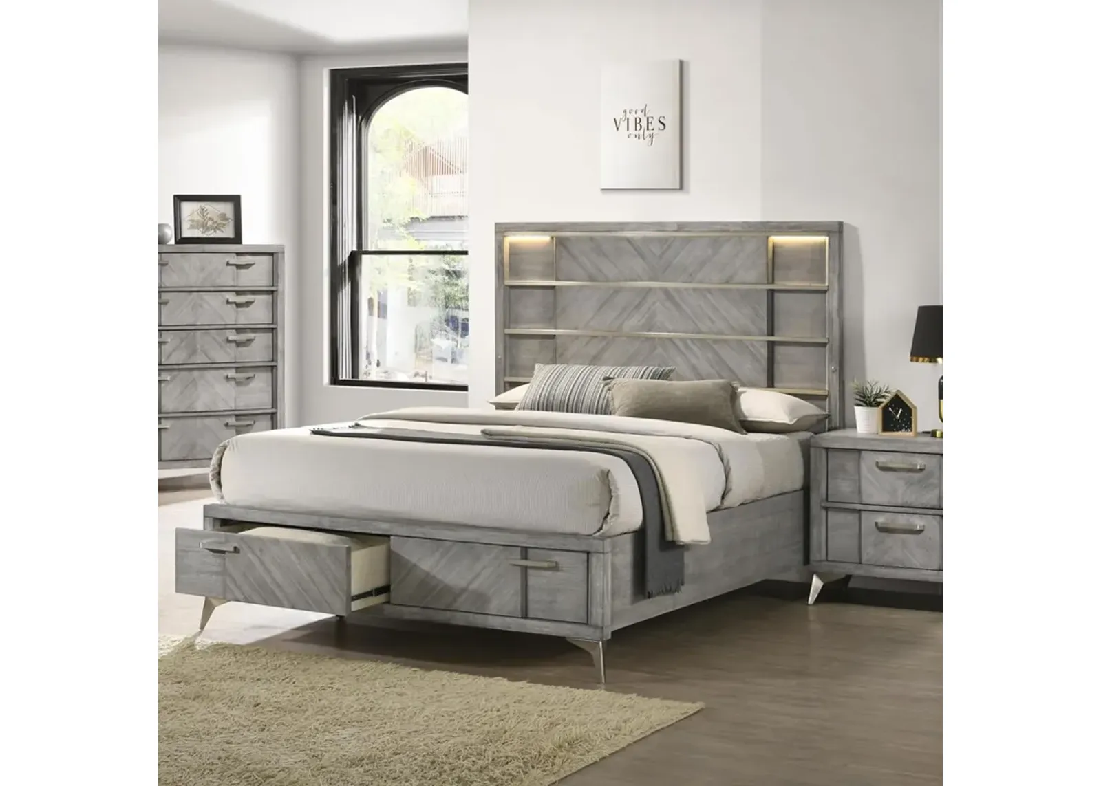 King Storage Bed