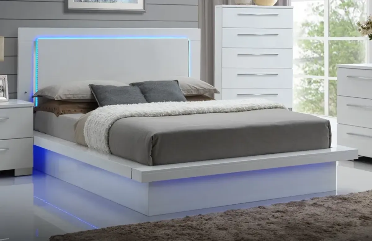 Smolder King Bed