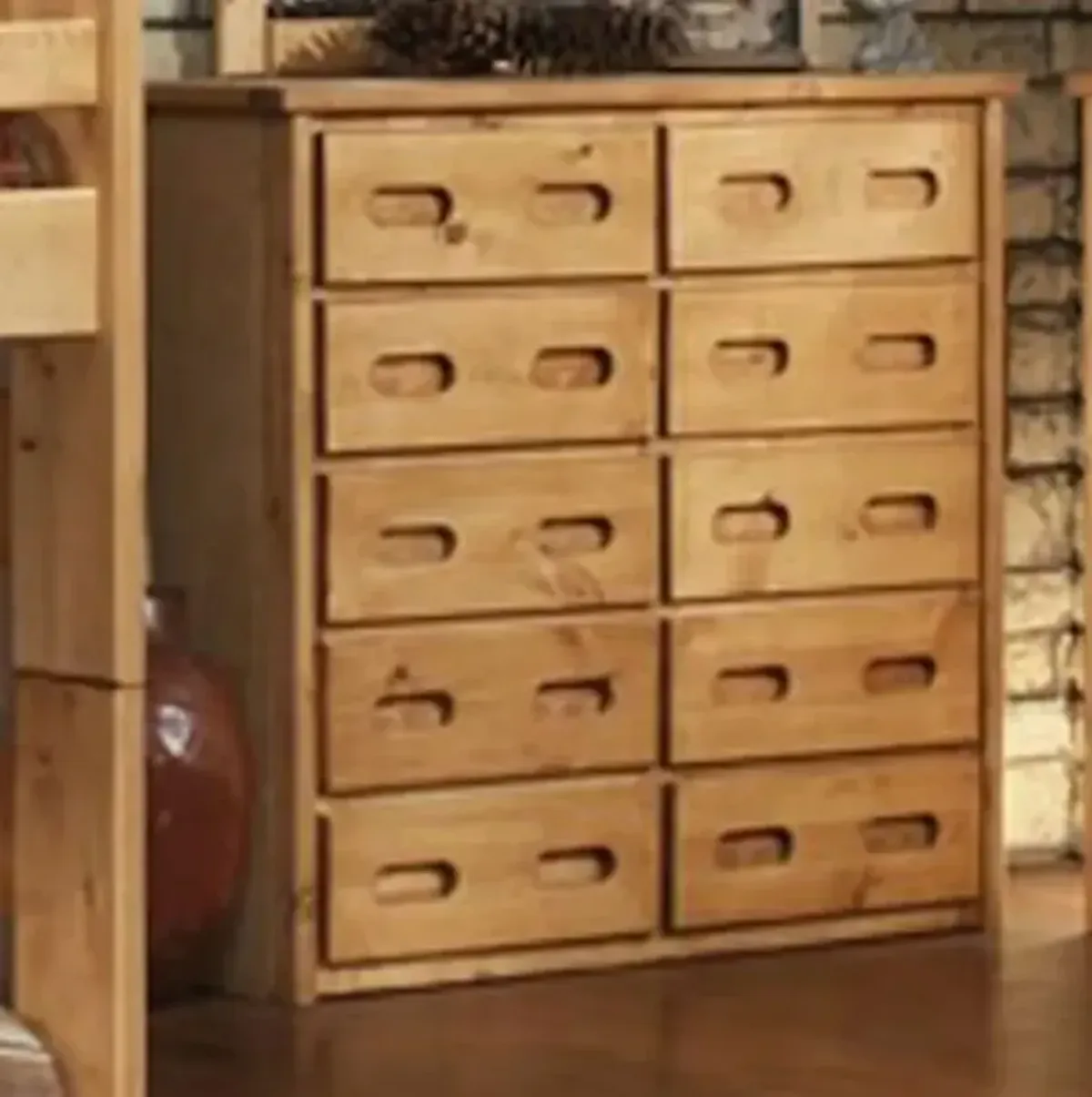 10 Drawer Chest