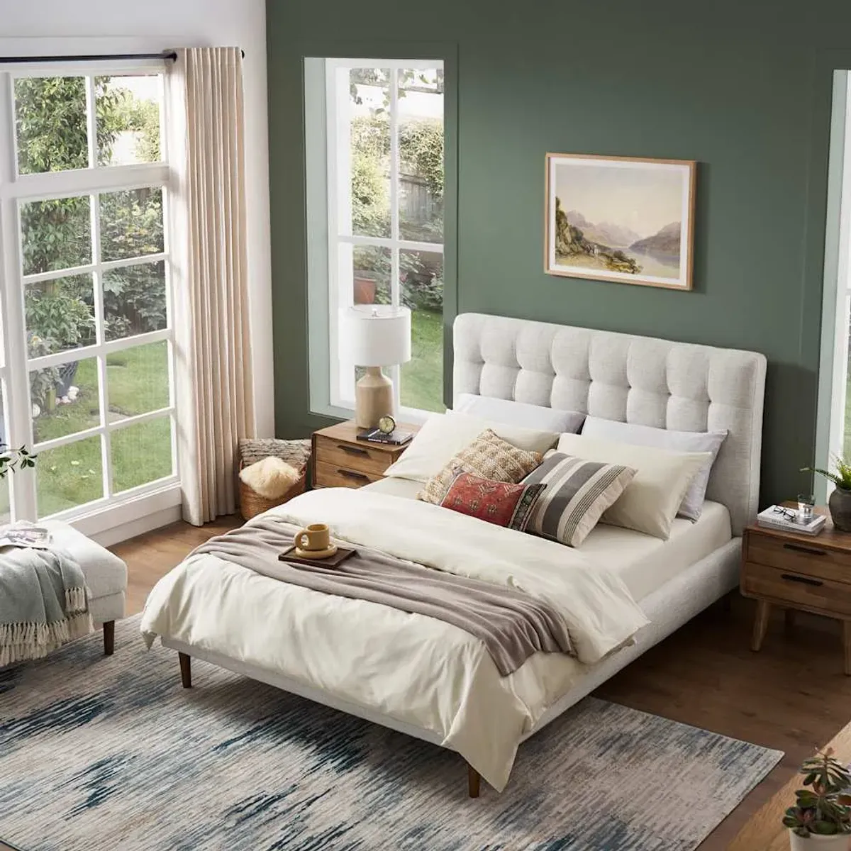 Madison Queen Size Bed with Seb 4-Drawer Dresser & 2 Seb Nightstand, Bisque