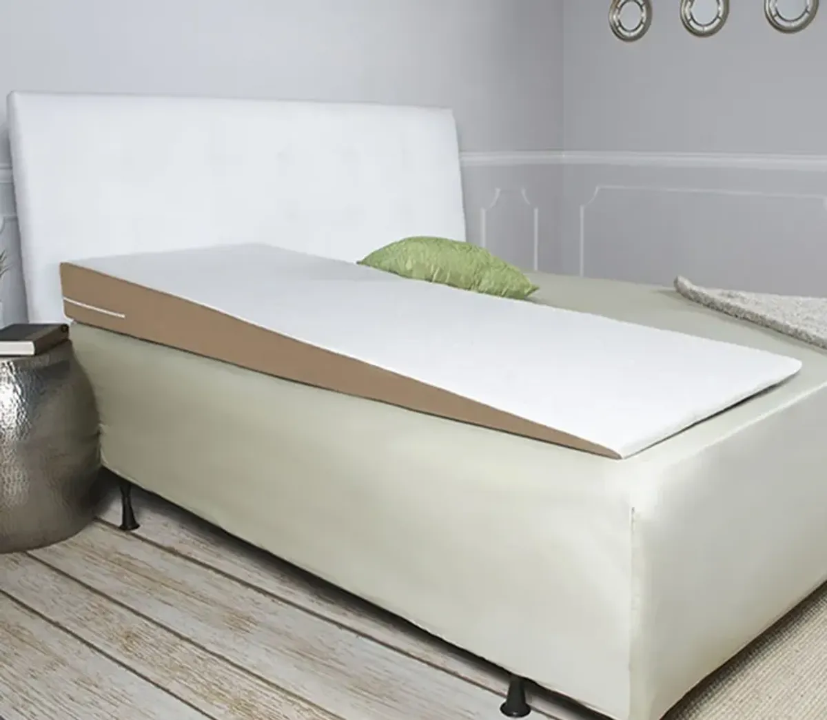 Avana Super Slant Bed Wedge Memory Foam Pillow - Memory Foam - Wedge