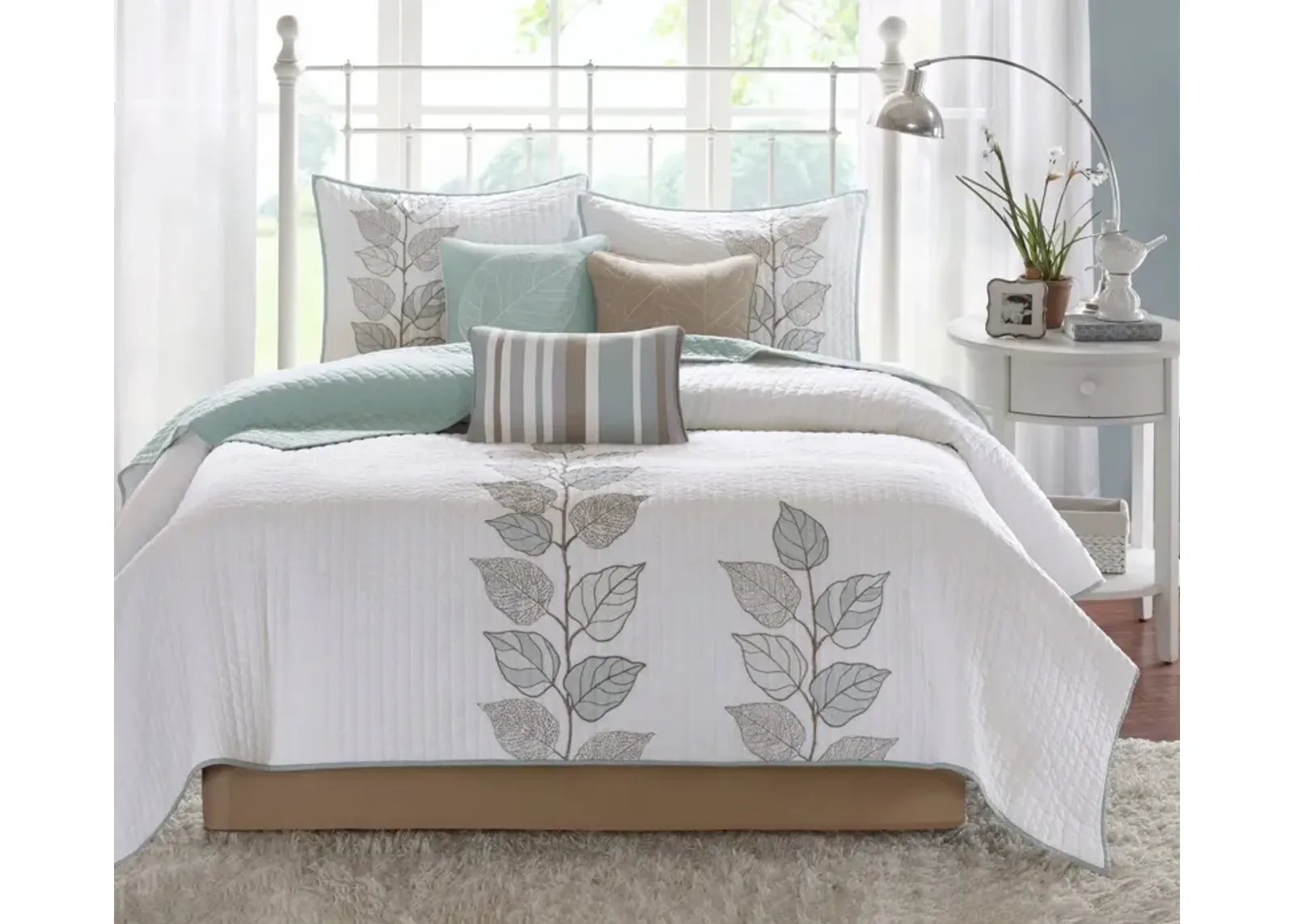 Madison Park Caelie Reversible Leaf Embroidered Microfiber 6-Piece Coverlet Set - Caelie Blue - Queen