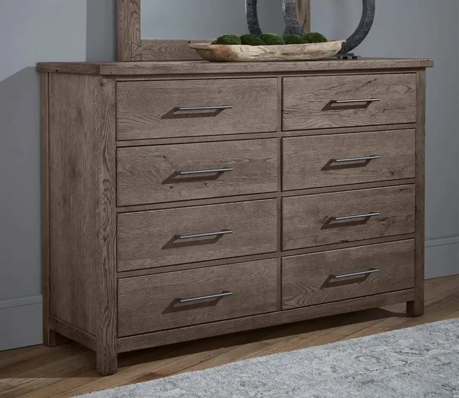 Vaughan Bassett Dovetail Mystic Grey 8-Drawer Wood Dresser