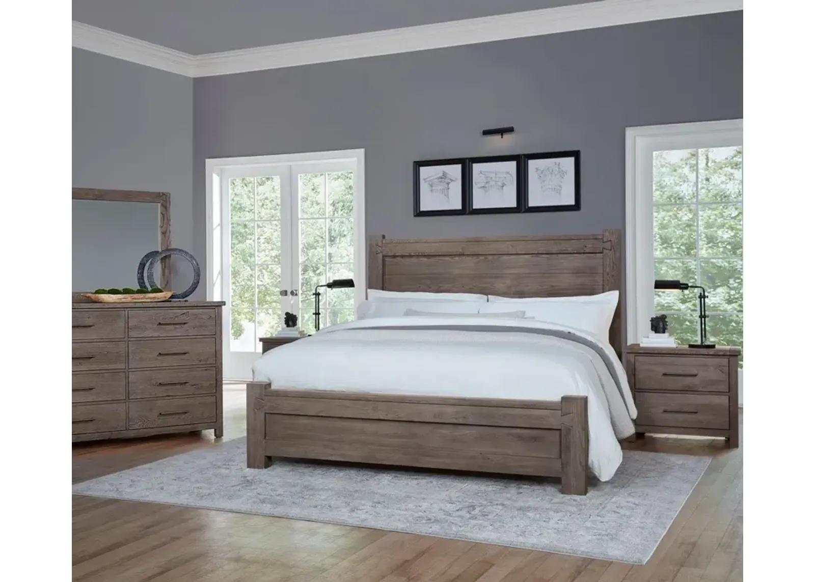 Vaughan Bassett Dovetail Mystic Grey Wood Poster Bed - Queen