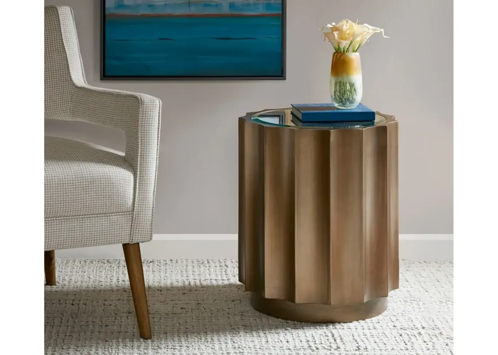 Madison Park Valentina Bronze Round Scalloped Accent Table