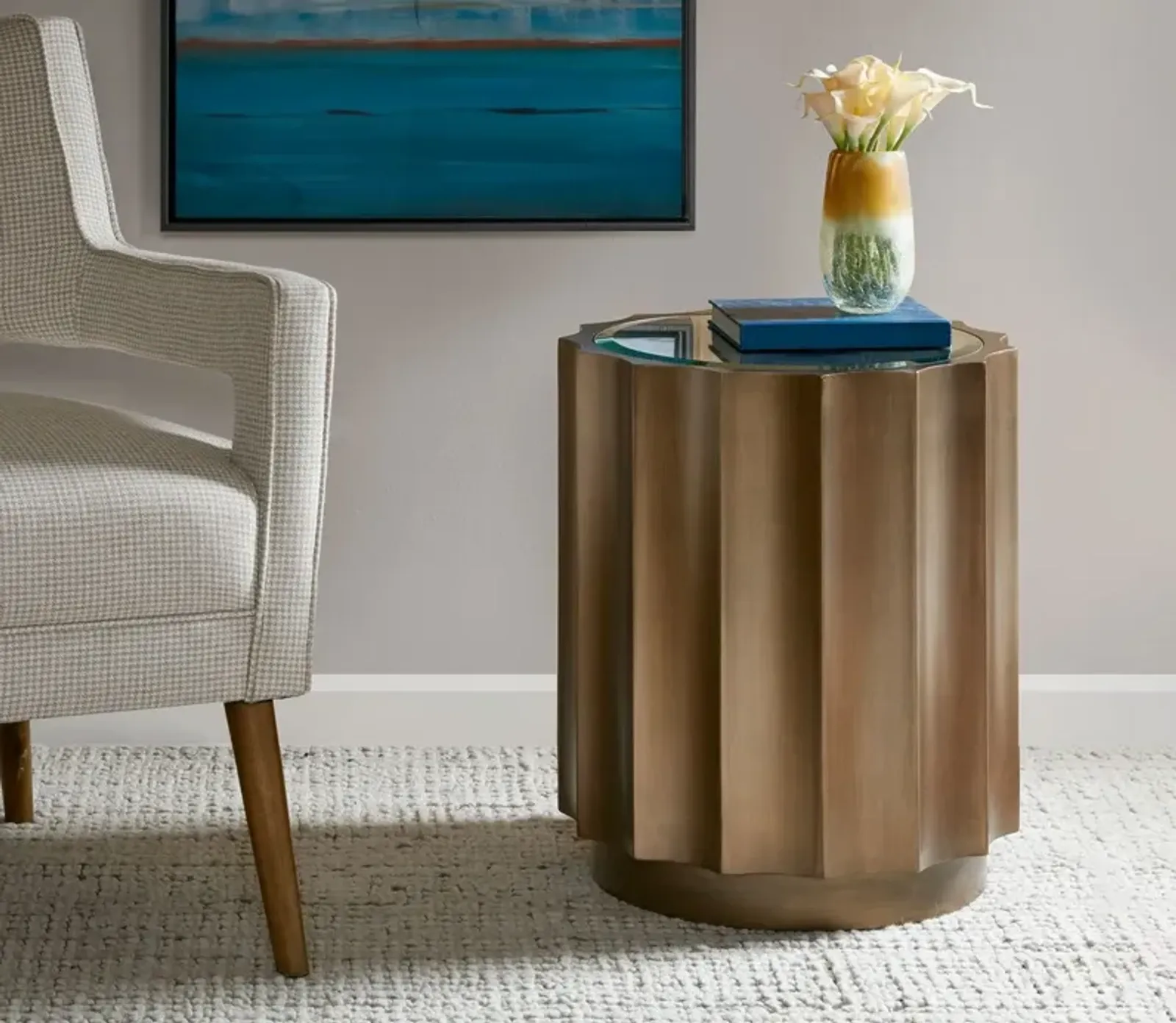 Madison Park Valentina Bronze Round Scalloped Accent Table