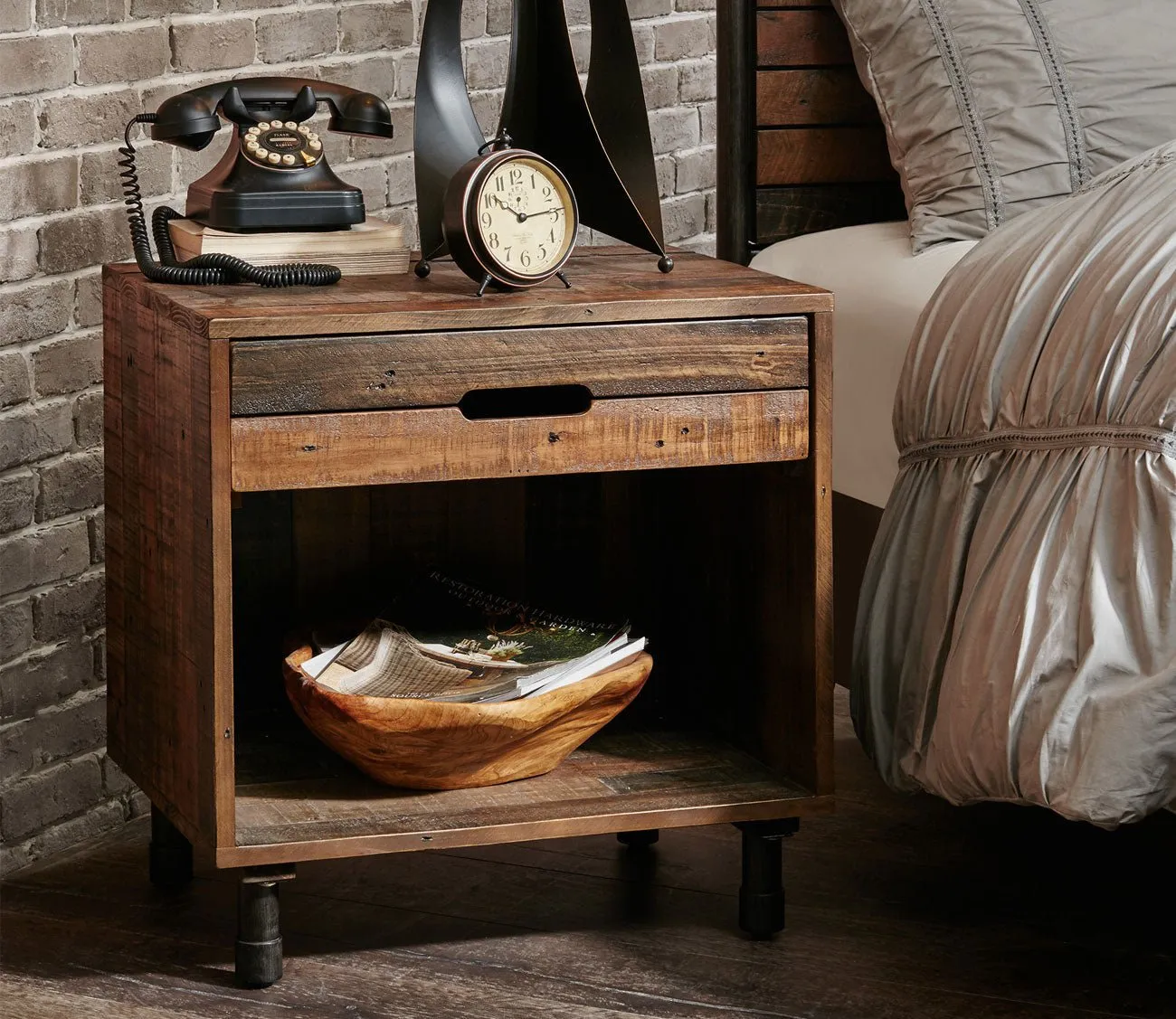 INK + IVY Ink & Ivy Renu 1-Drawer Solid Wood Nightstand