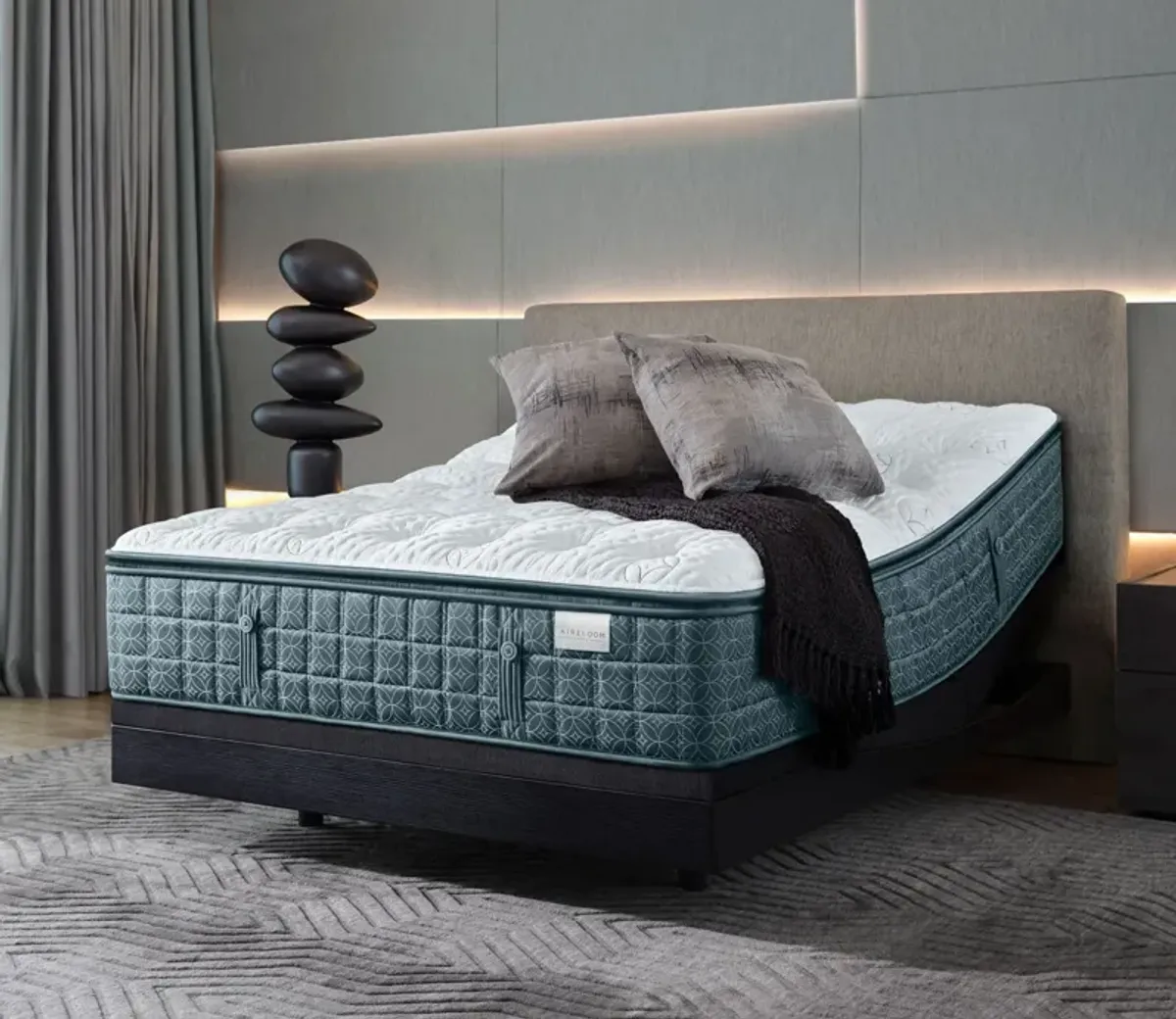 Aireloom Luxetop M1 Firm Mattress Handcrafted - Twin