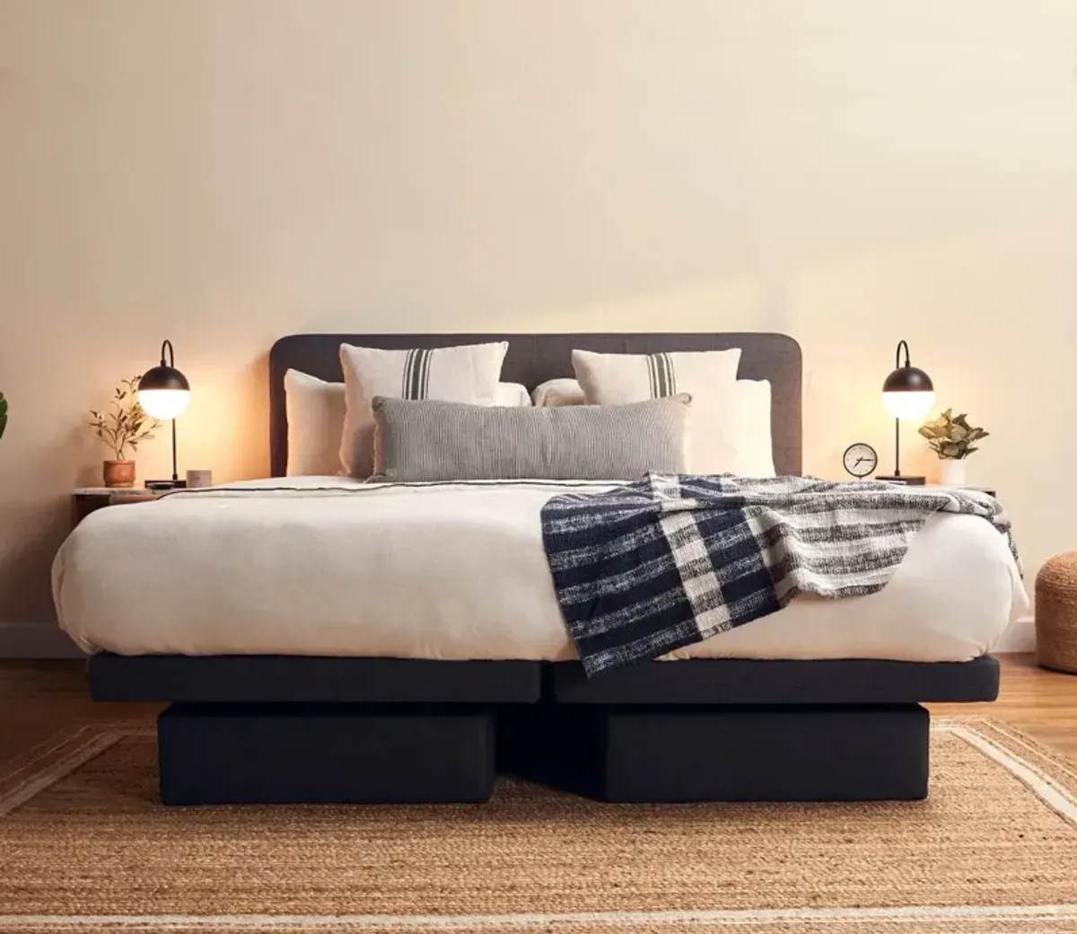 The Dawn House Adjustable Smart Bed - Memory Foam - Slate - Queen