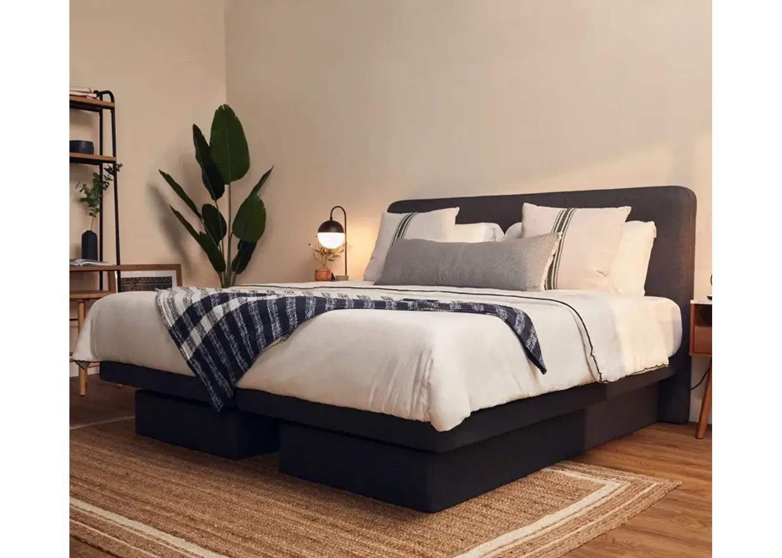 The Dawn House Adjustable Smart Bed - Memory Foam - Slate - Queen