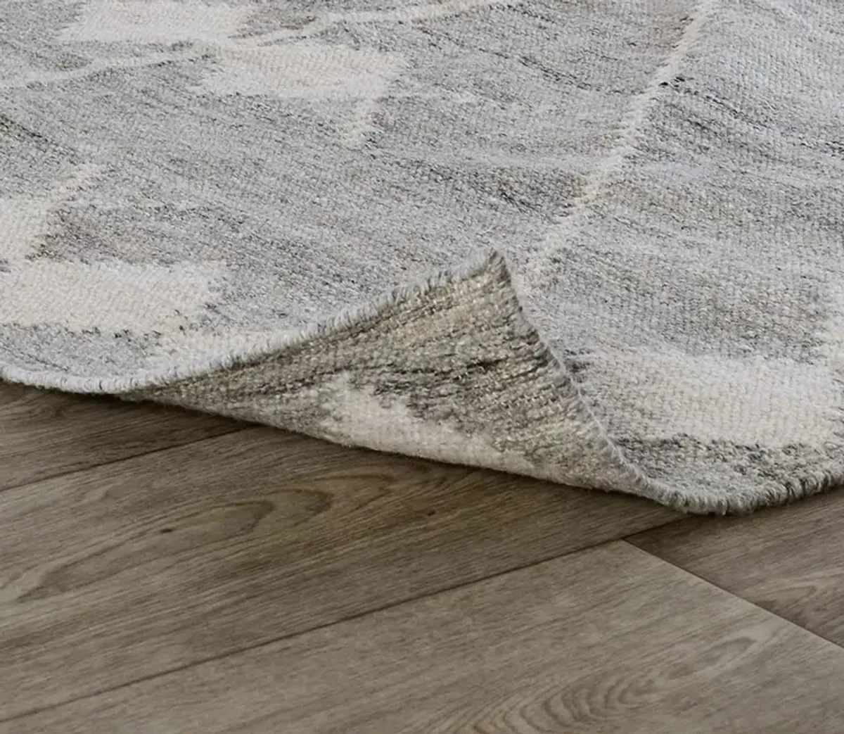 Villa by Classic Home Oasis Gray Multi Hand Woven Area Rug