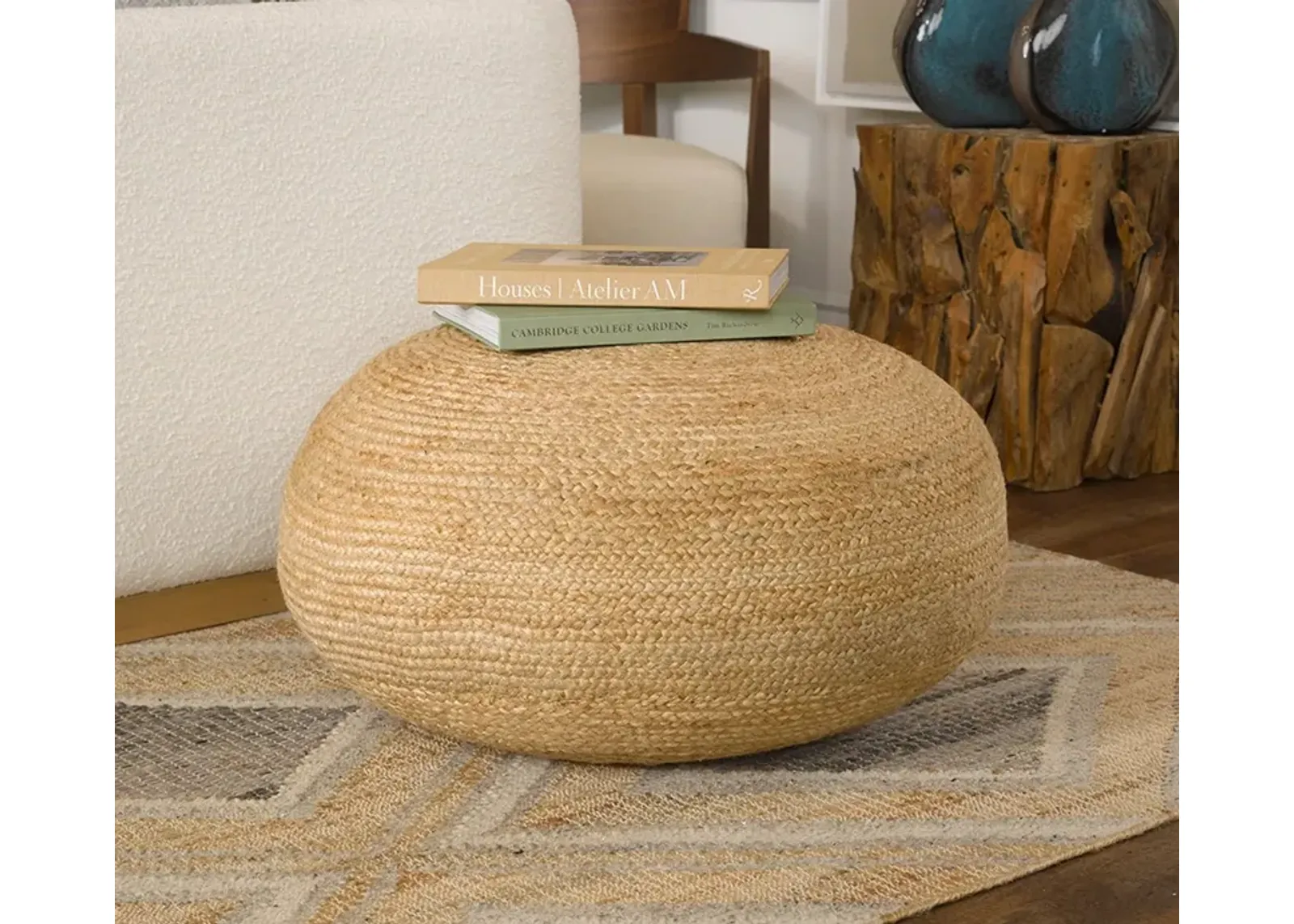 Villa by Classic Home Braga Jute Natural Pouf