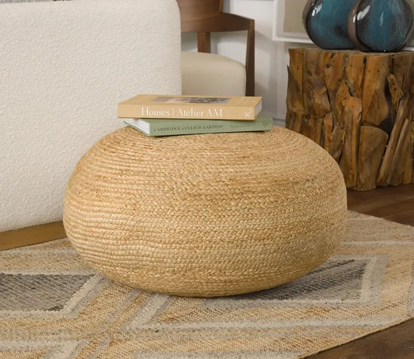 Villa by Classic Home Braga Jute Natural Pouf