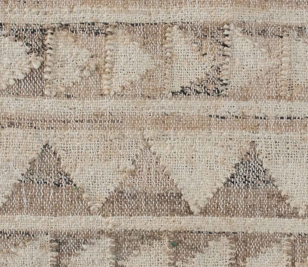 Villa by Classic Home Solana Distressed Ivory Natural Area Rug