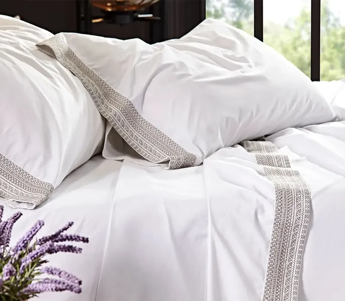 CM Home Olivia Embroidered Cotton Percale Sheet Set - White/White - Queen