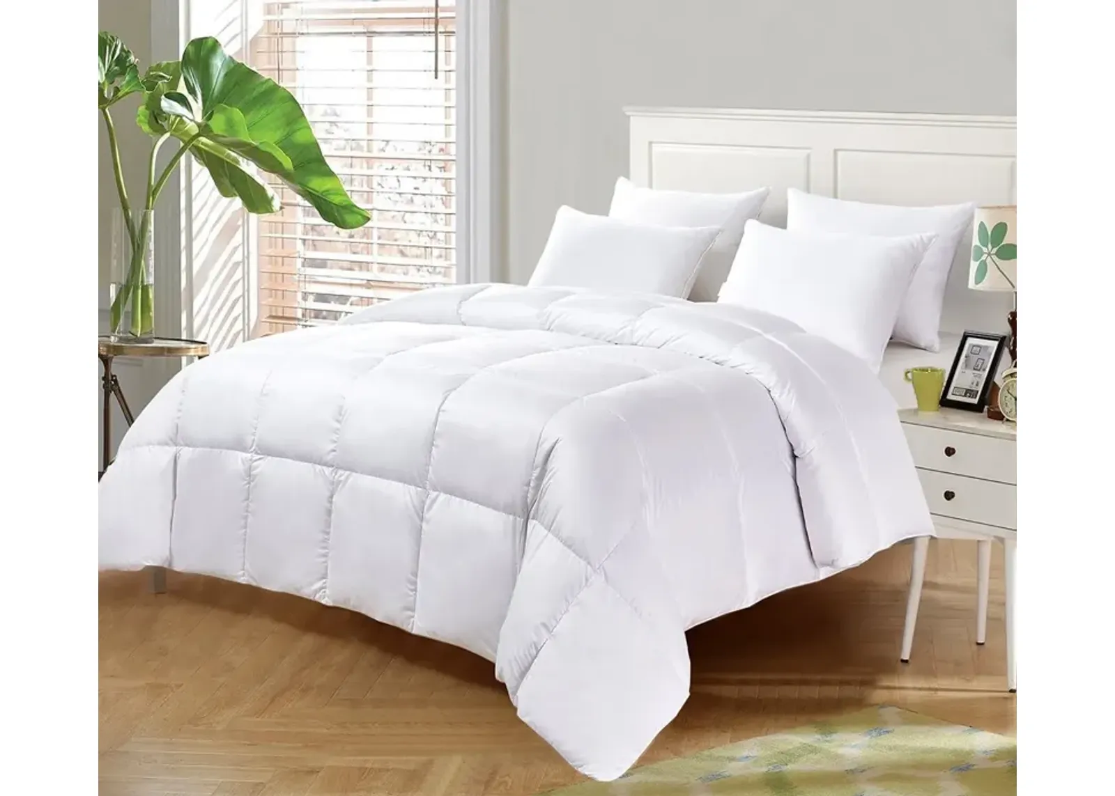 Kathy Ireland Ultra-Soft Nano-Touch White Down Fiber Comforter - Twin